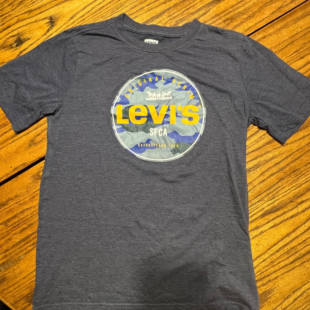 Levi's Kids charcoal grey  and Yellow Graphic Tee